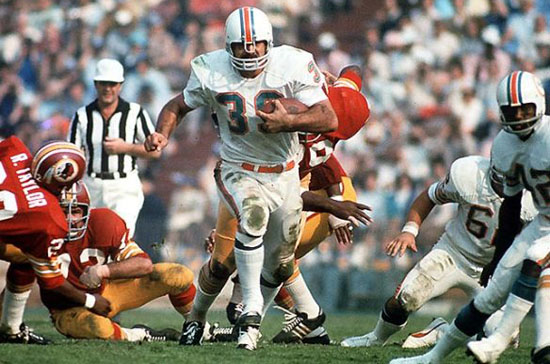 Larry Csonka breaks loose.